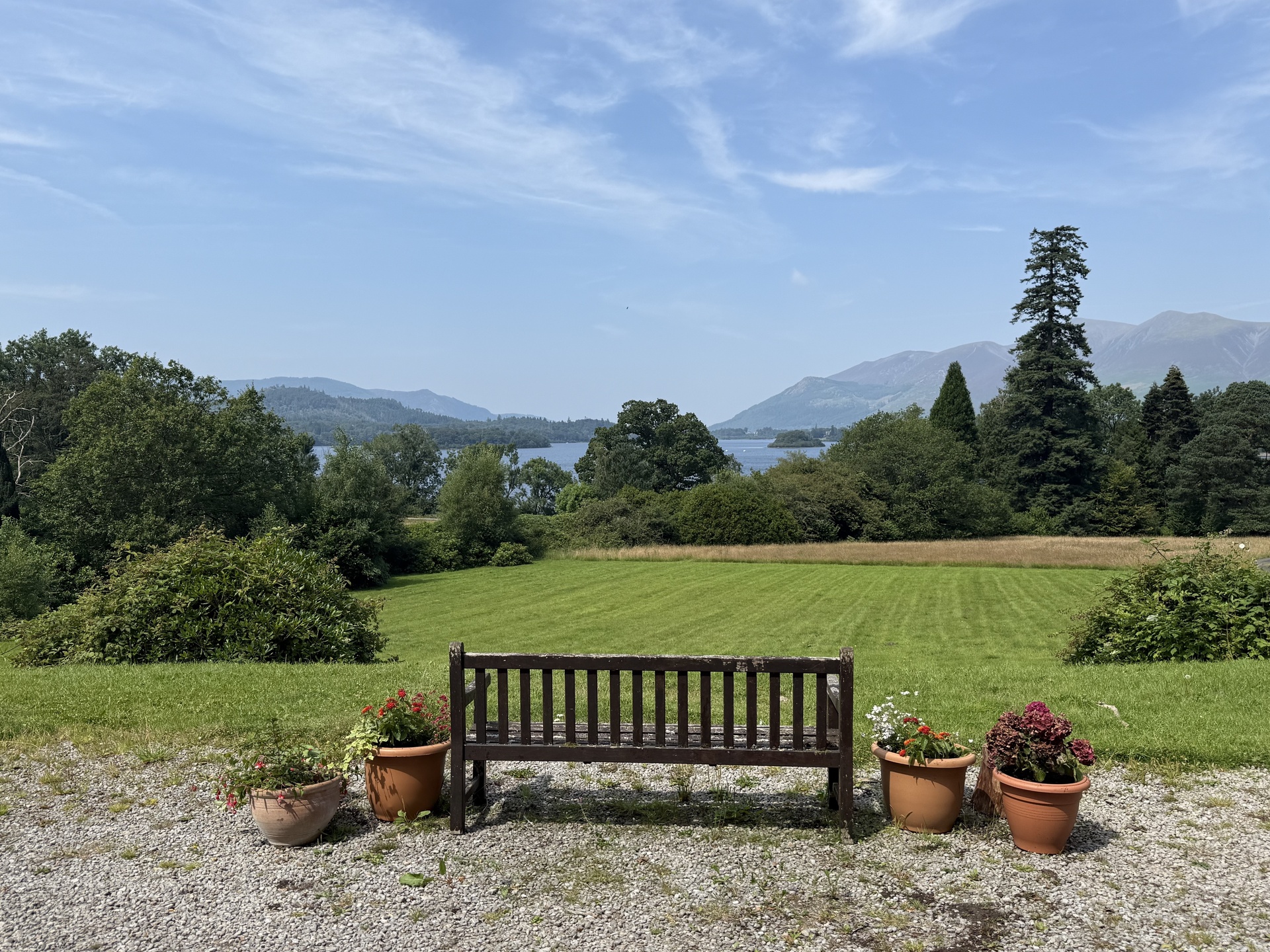 Barrow-house-derwentwater-fell-view-main-terrace-bench Barrow-house-derwentwater-fell-view-main-terrace-bench