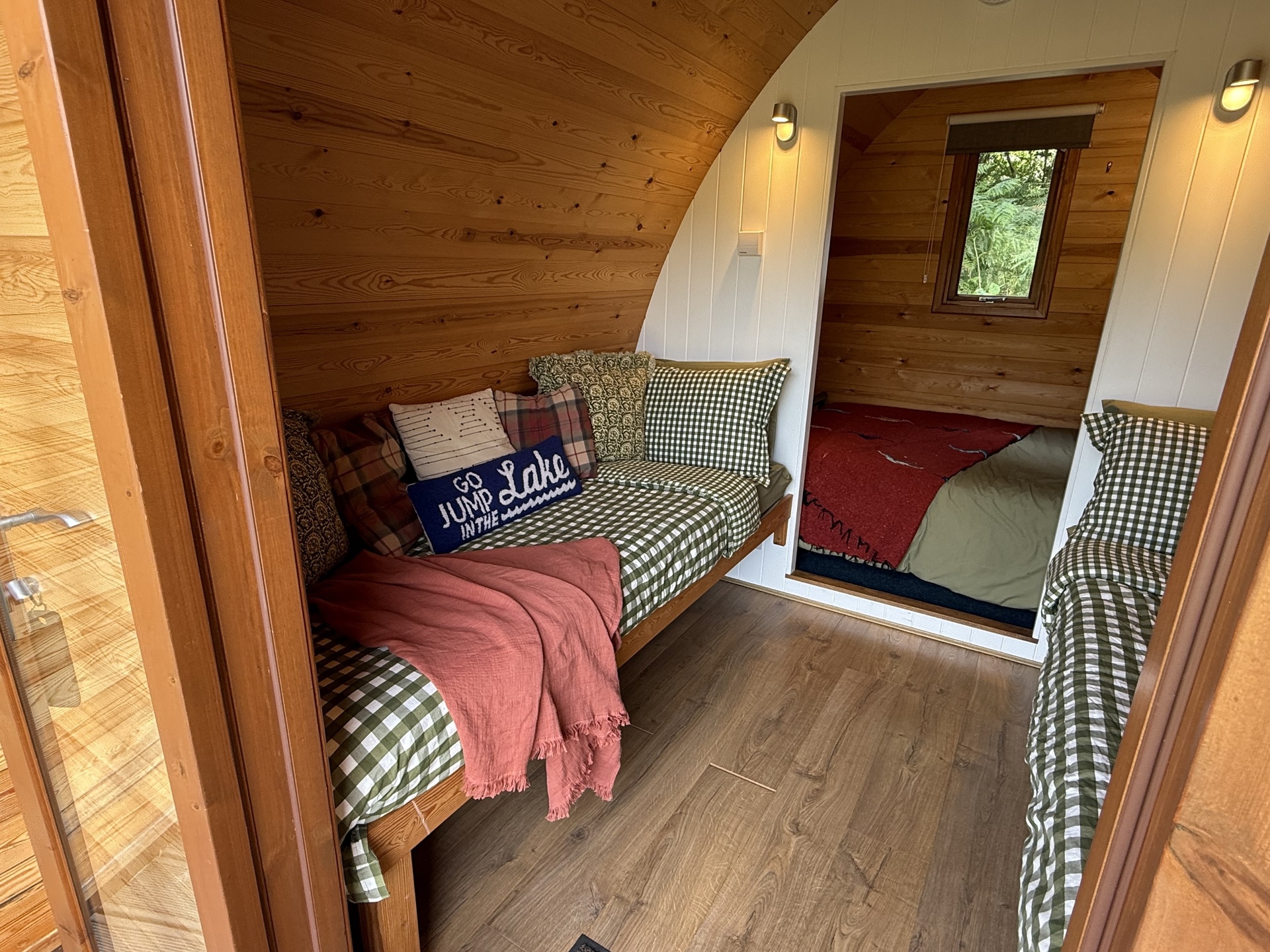 Barrow-house-pod-interiors
